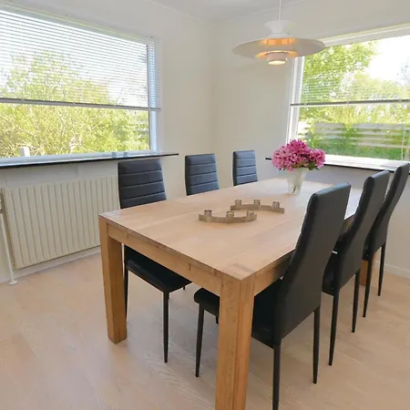 Three-bedroom In * Augustenborg